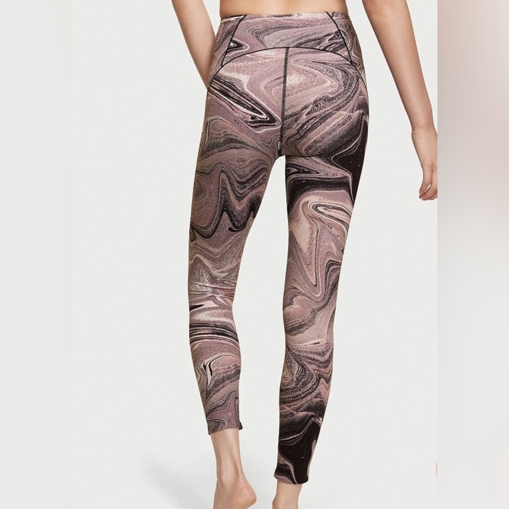 Victorias Secret NWT Sweat on Point Onyx Marbled Women’s Size 6 Leggings